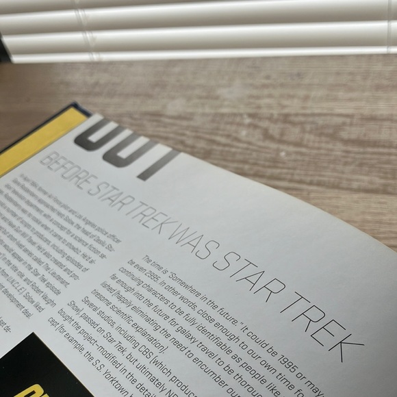 365 The Original Series Star Trek by Paula M. Block with Terry J. Erdmann - Picture 5 of 5